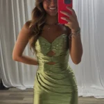 Sweetheart Knee Length Pleated Satin Homecoming Dresses with Keyhole