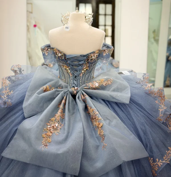 Off Shoulder Tulle Corset Appliqued Quinceanera Dresses Princess Sweet 16 Party Gowns