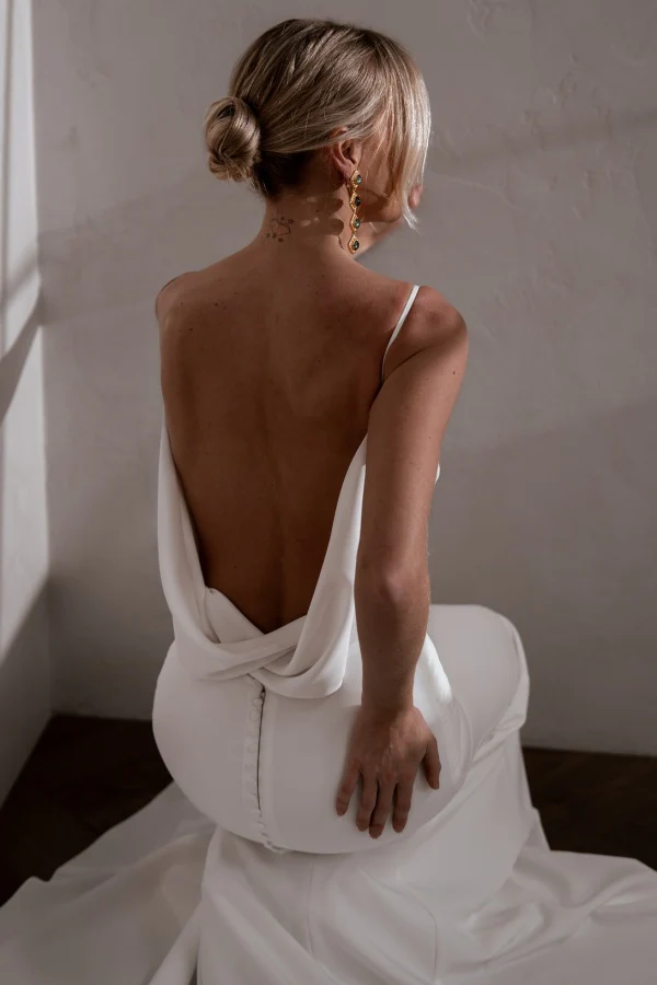 Mermaid Scoop Neck Spaghetti Straps Open Back Buttons Satin Wedding Dress